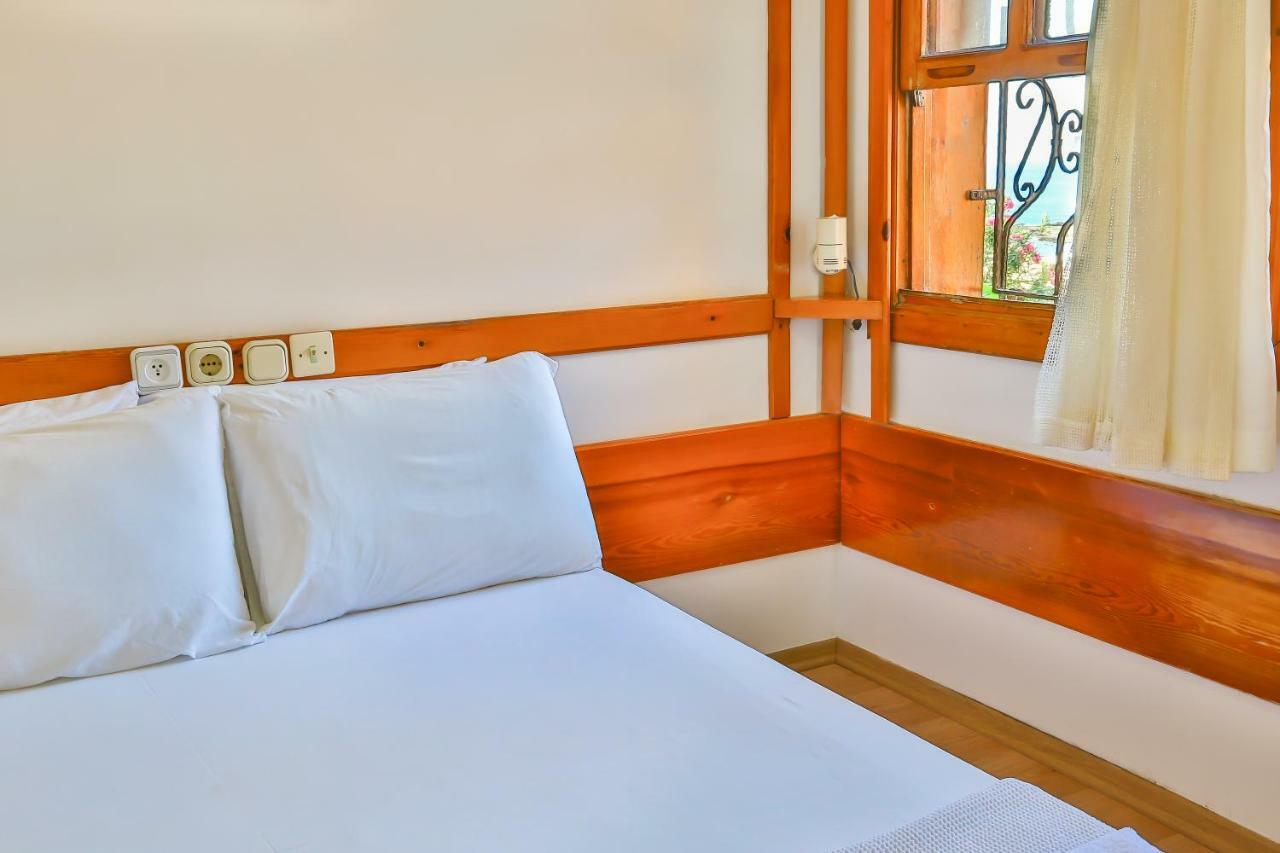 Hotel Villa Oenemli Сиде Экстерьер фото